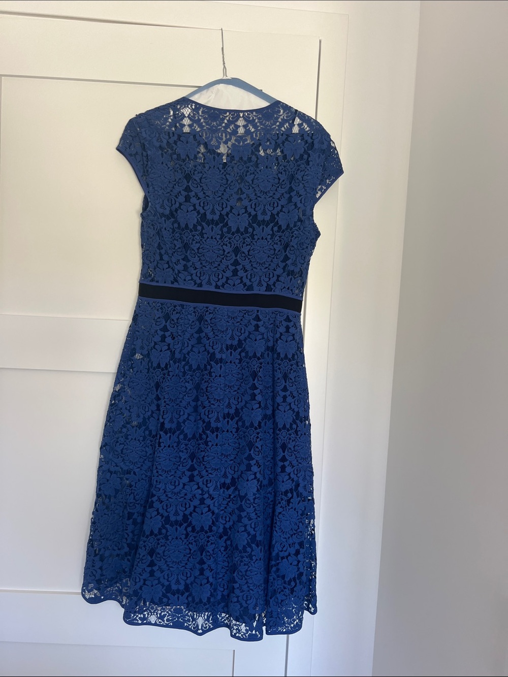 Rebecca Taylor Royal Blue Floral Lace Midi Dress with Black Waist Accents - Picture 6 of 6